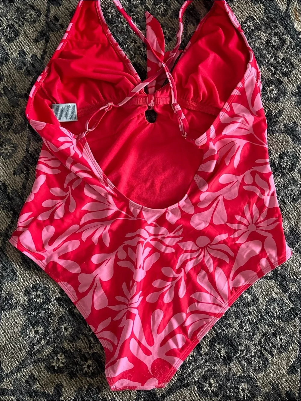 Shade & Shore red and pink Summer Set